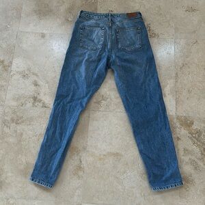 URBAN OUTFITTERS MOM JEANS